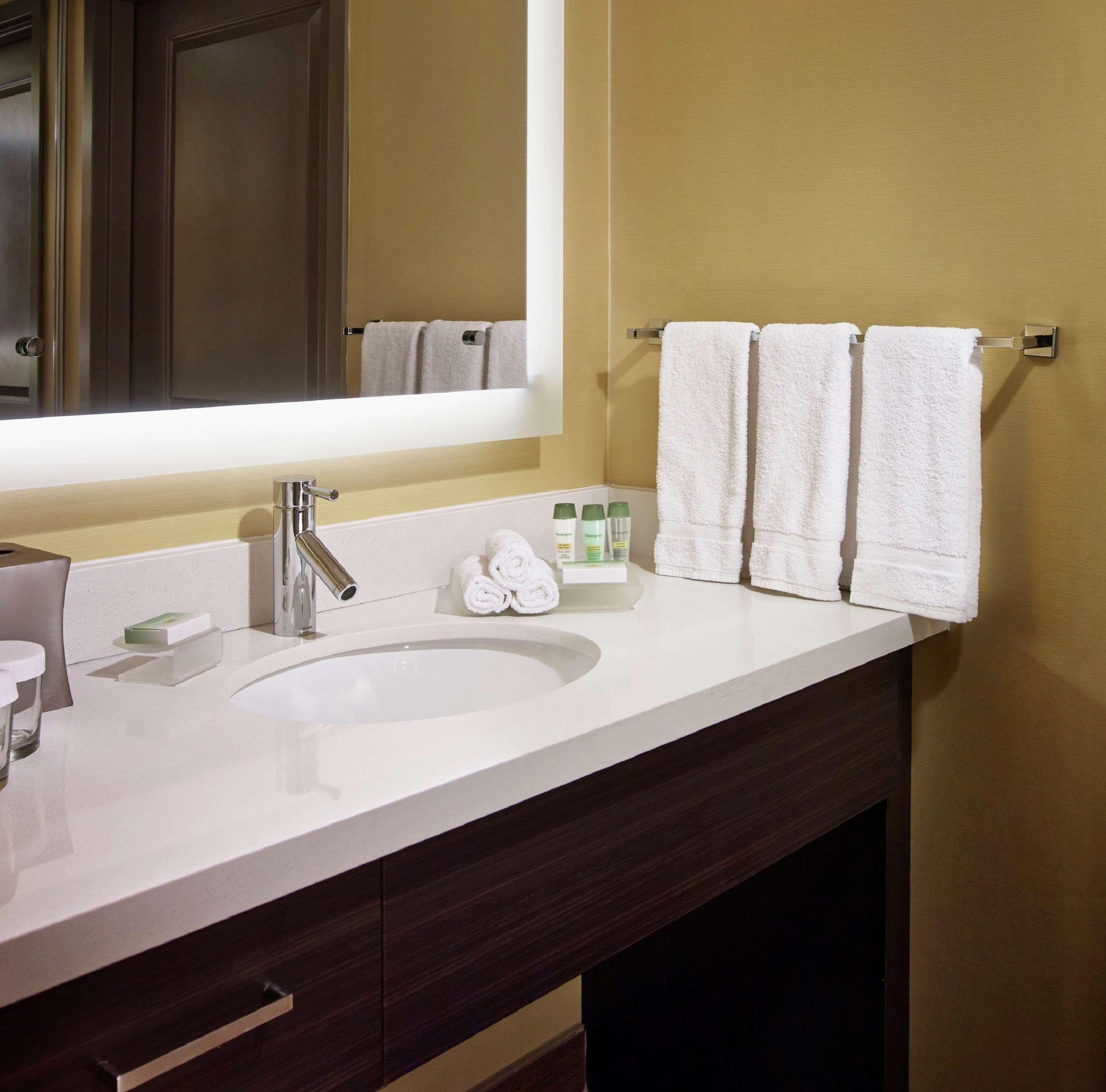 Homewood Suites By Hilton Hamilton Dış mekan fotoğraf